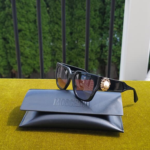 Moschino Accessories - Moschino MOS153/S Black Pearl Medallion Square Sunglasses NEW